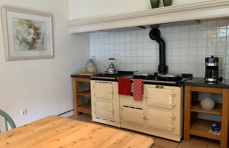 rotate=0,width=757,height=489,fit=cover%20%286%29